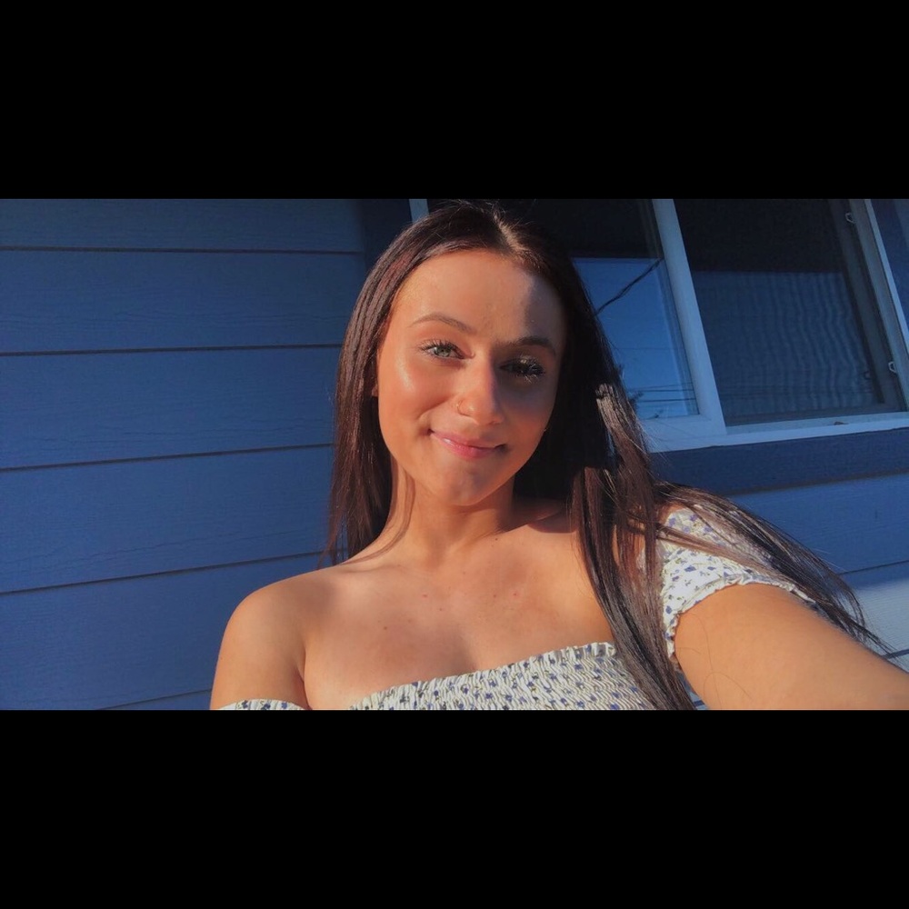 Meet your Posher, Lily